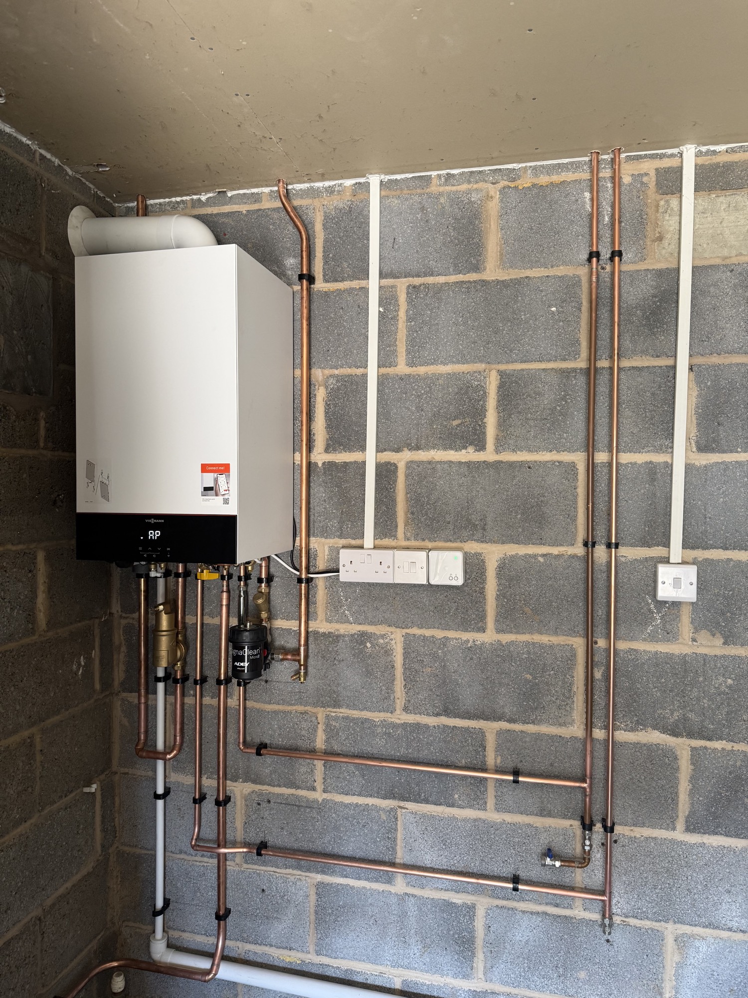 Viessmann boiler on block wall