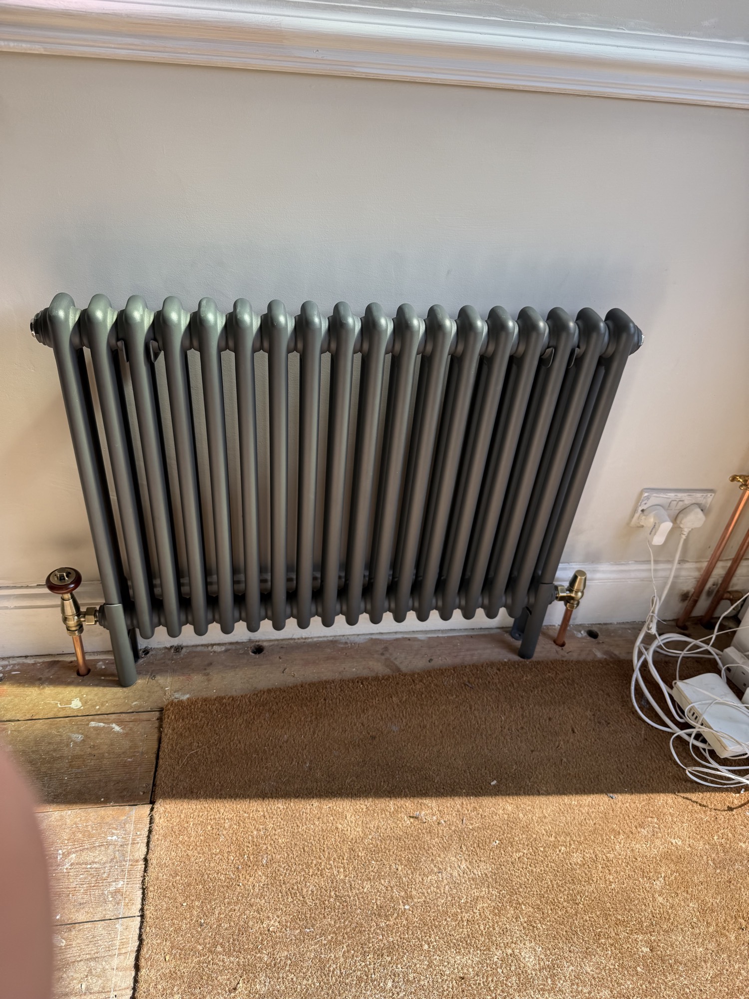 Modern radiator installation